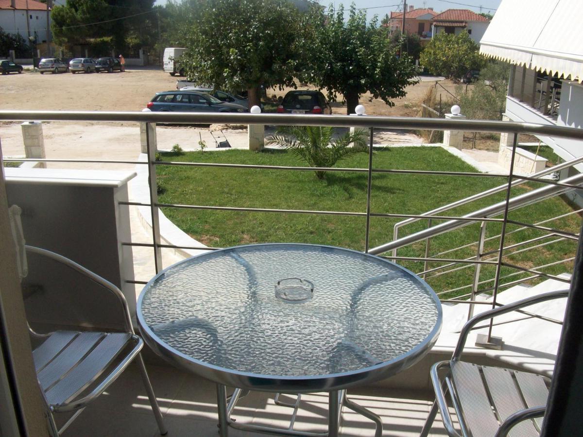 Mavridis Rooms 2 Никити Экстерьер фото